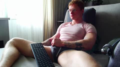 redhead thief of sausages and hearts online show from 05.09.26
