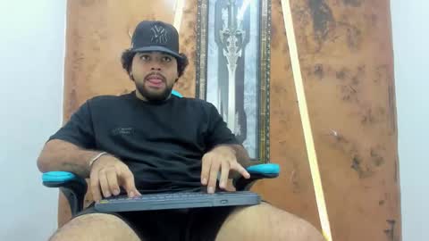 chris_evans00 online show from 03.01.26