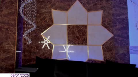 Snapshot of chris_twiink chatting on 01.09.25 Chris online show from 01.09.25