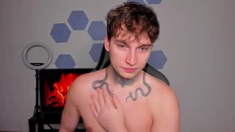 Chris Tyson online show from 10.22.25