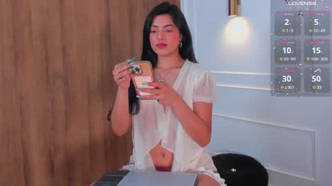 Chrishell online show from 01.08.25