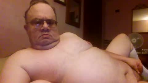 Snapshot of chrismini312 chatting on 10.26.25 Chris The Jerk Off King online show from 10.26.25