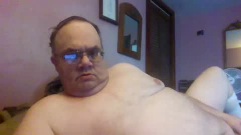 Snapshot of chrismini312 chatting on 11.01.25 Chris The Jerk Off King online show from 11.01.25