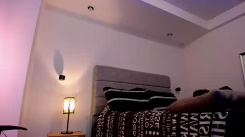 chrismorgan24 online show from 06.11.26