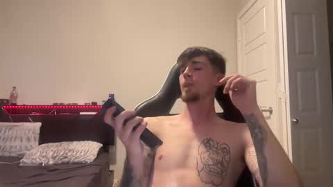 Snapshot of chrisoncam01 chatting on 01.06.26 chrisoncam01 online show from 01.06.26