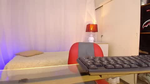 chriss online show from 02.25.26