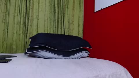 chriss_james online show from 03.06.25