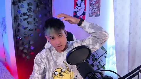 Christian Wang online show from 04.30.26