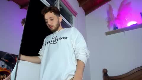 Snapshot of chrisstianford chatting on 10.29.25 Hi dont forguet to follow me online show from 10.29.25