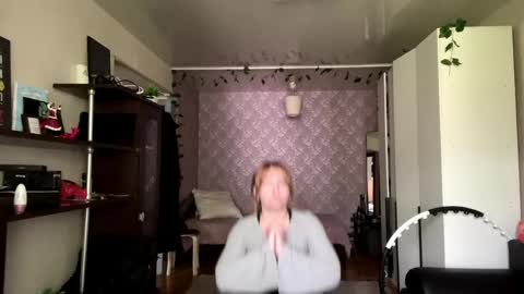 Christia online show from 04.22.26