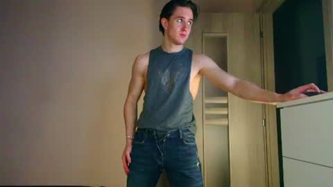 UPVOTE ME ------  ILL DO SOMETHING FOR FREE online show from 07.14.26