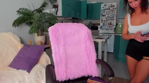 Chris online show from 09.08.25