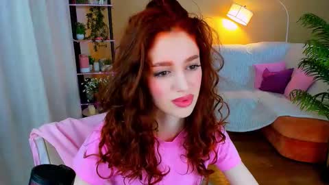 christinaconteeree online show from 10.11.25