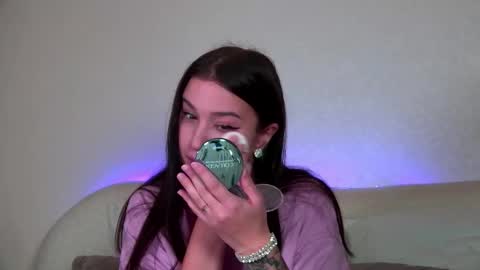 Snapshot of christinamilton chatting on 10.21.25 Christina online show from 10.21.25
