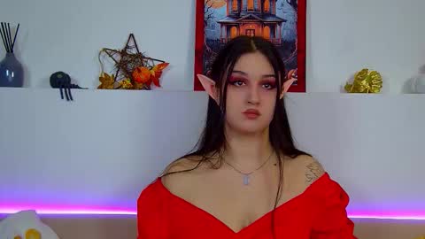 Christina online show from 10.31.25