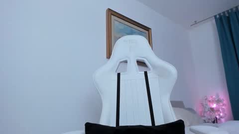 Hi im Christine online show from 12.11.24