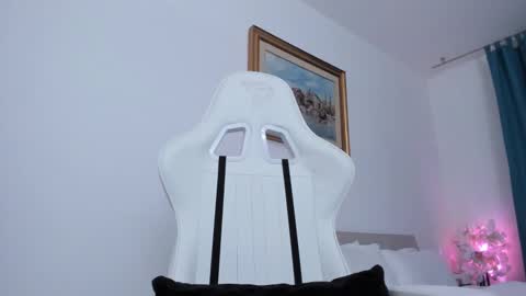 Hi im Christine online show from 12.16.24