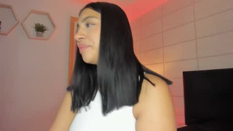 Christine  online show from 11.18.25