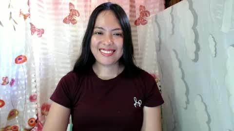 christine_scott online show from 12.04.24