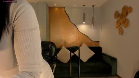 Snapshot of christineford1 chatting on 12.01.25 Christine Ford online show from 12.01.25