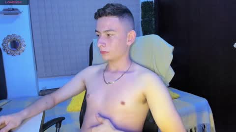 Snapshot of christmiller_1 chatting on 03.02.25 christmiller_1 online show from 03.02.25