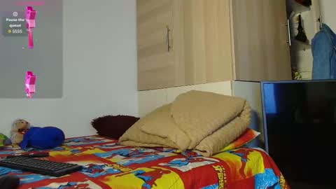 Snapshot of christopher__vans chatting on 11.12.25 CHRISTOPHER online show from 11.12.25