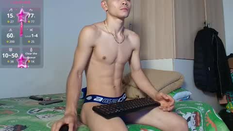 Snapshot of christopher__vans chatting on 11.22.25 CHRISTOPHER online show from 11.22.25