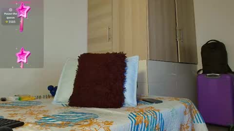 Snapshot of christopher__vans chatting on 11.29.25 CHRISTOPHER online show from 11.29.25