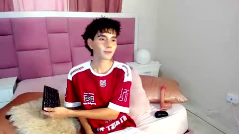 Chris online show from 07.08.26