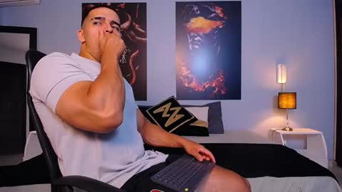 Snapshot of christopherblack_ chatting on 09.13.25 Christopher Black online show from 09.13.25