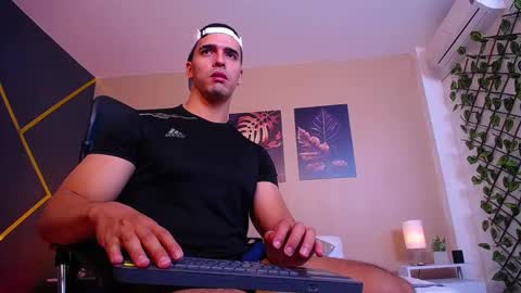 Snapshot of christopherblack_ chatting on 10.21.25 Christopher Black online show from 10.21.25