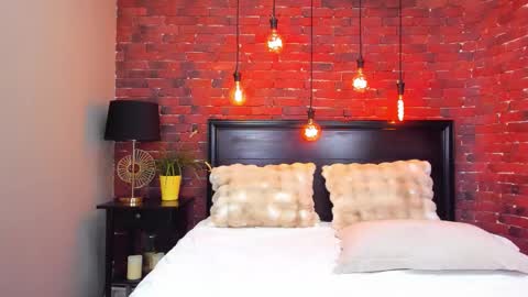 christyna_ross online show from 12.14.25