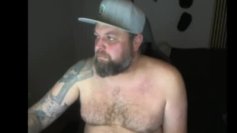 Snapshot of chrizz80 chatting on 12.16.25 Chrizz online show from 12.16.25