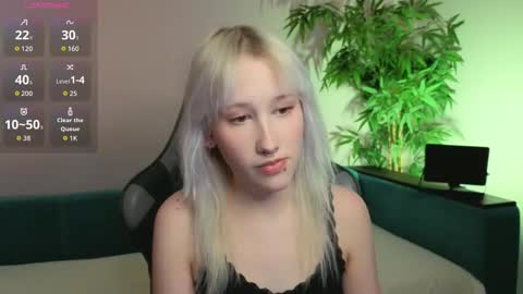 EvaBlonde TayaBrunette EliieBlack hair online show from 02.22.26