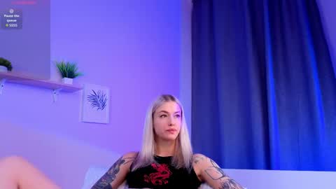 EvaBlonde TayaBrunette EliieBlack hair online show from 04.27.26