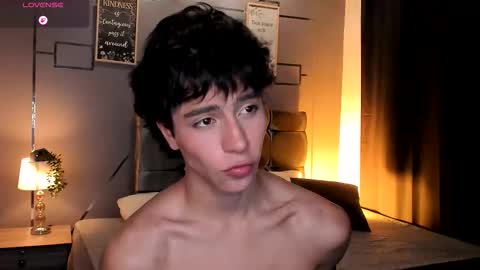 chrristopher77 online show from 11.21.25