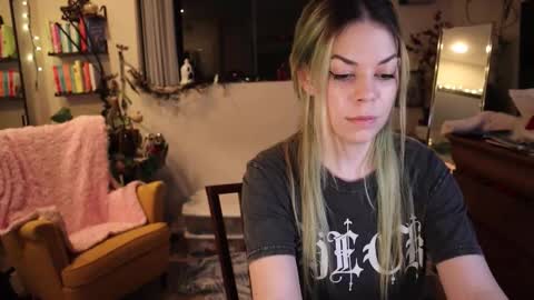 Chrys online show from 10.12.25