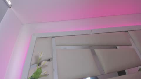 instagram chrystaljade.1 online show from 12.03.24