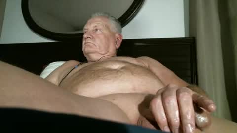 chummy50222 online show from 12.30.24