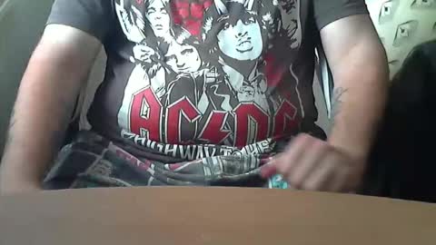 Snapshot of chunkisgreat chatting on 09.17.25 chunkisgreat online show from 09.17.25