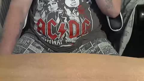 Snapshot of chunkisgreat chatting on 09.28.25 chunkisgreat online show from 09.28.25