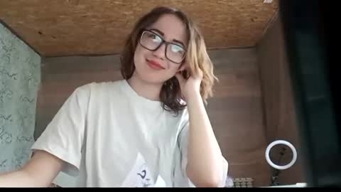 Olivia online show from 07.02.26