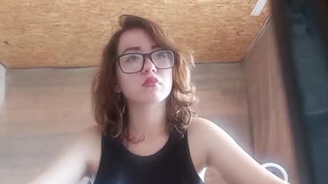 Olivia online show from 07.04.26