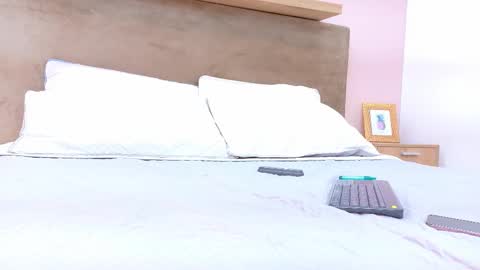 Snapshot of cielo_rivera chatting on 01.08.26 cielo rivera online show from 01.08.26