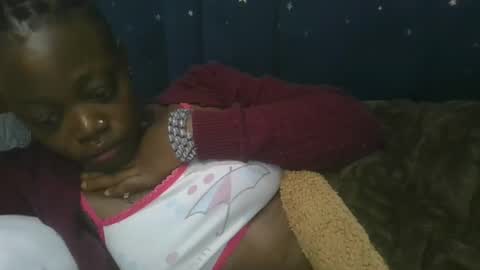 cilia petite online show from 02.20.25