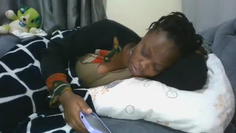 Snapshot of cilia_petite chatting on 07.05.26 cilia petite online show from 07.05.26