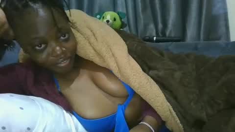 Snapshot of cilia_petite chatting on 07.14.26 cilia petite online show from 07.14.26