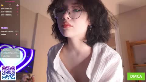   L  online show from 06.05.26