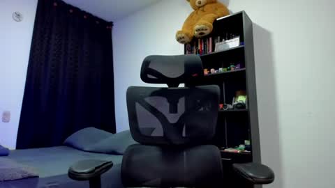 Luna and Sebas  online show from 07.05.26