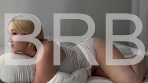 Snapshot of cinbellamy chatting on 11.09.25 Cin Bellamy online show from 11.09.25